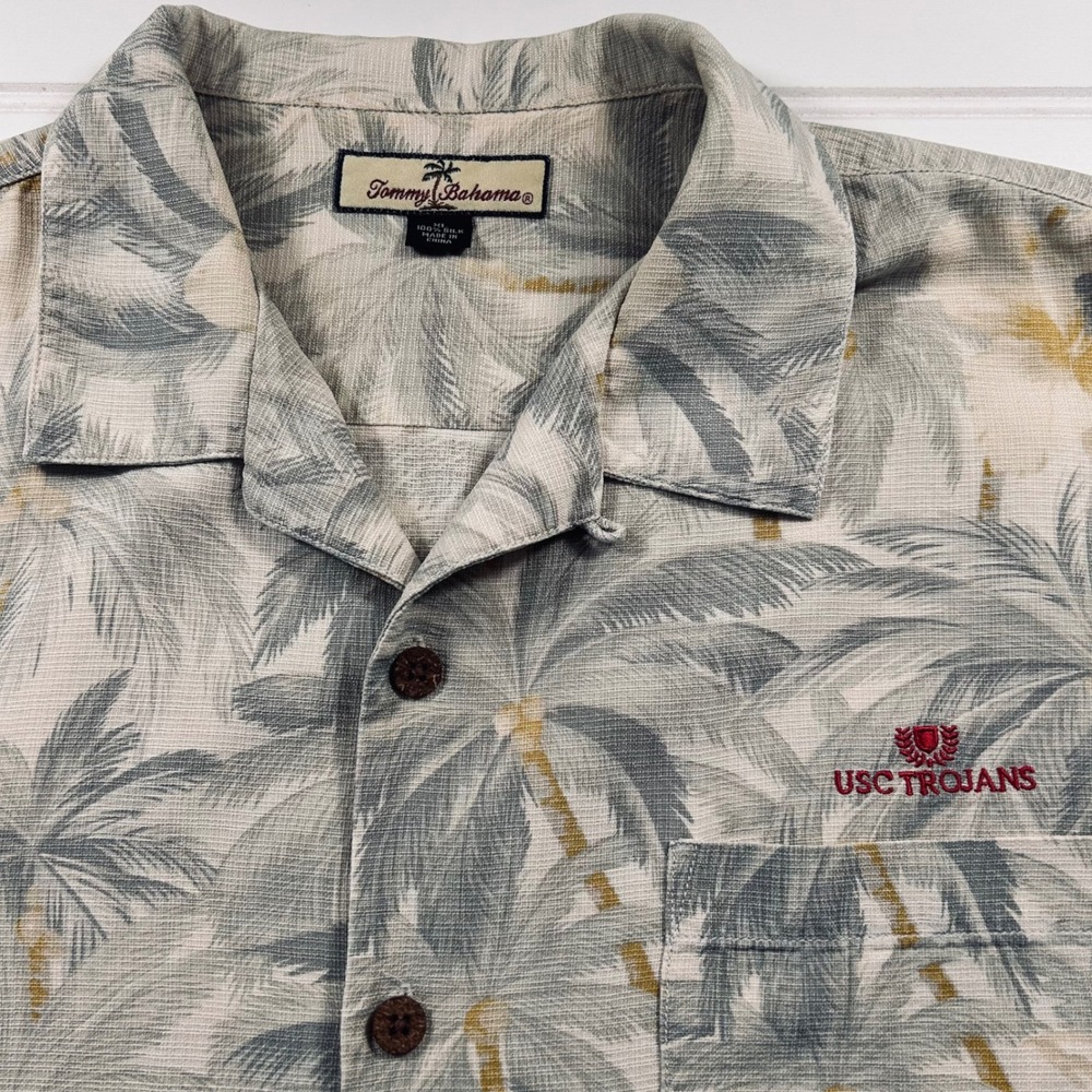 Tommy Bahama USC Trojans Silk Camp Shirt Mens XL Tan Cream Tropical Palm Tree